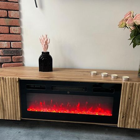 Loft W Centrum Z Jacuzzi Wroclaw Luaran gambar