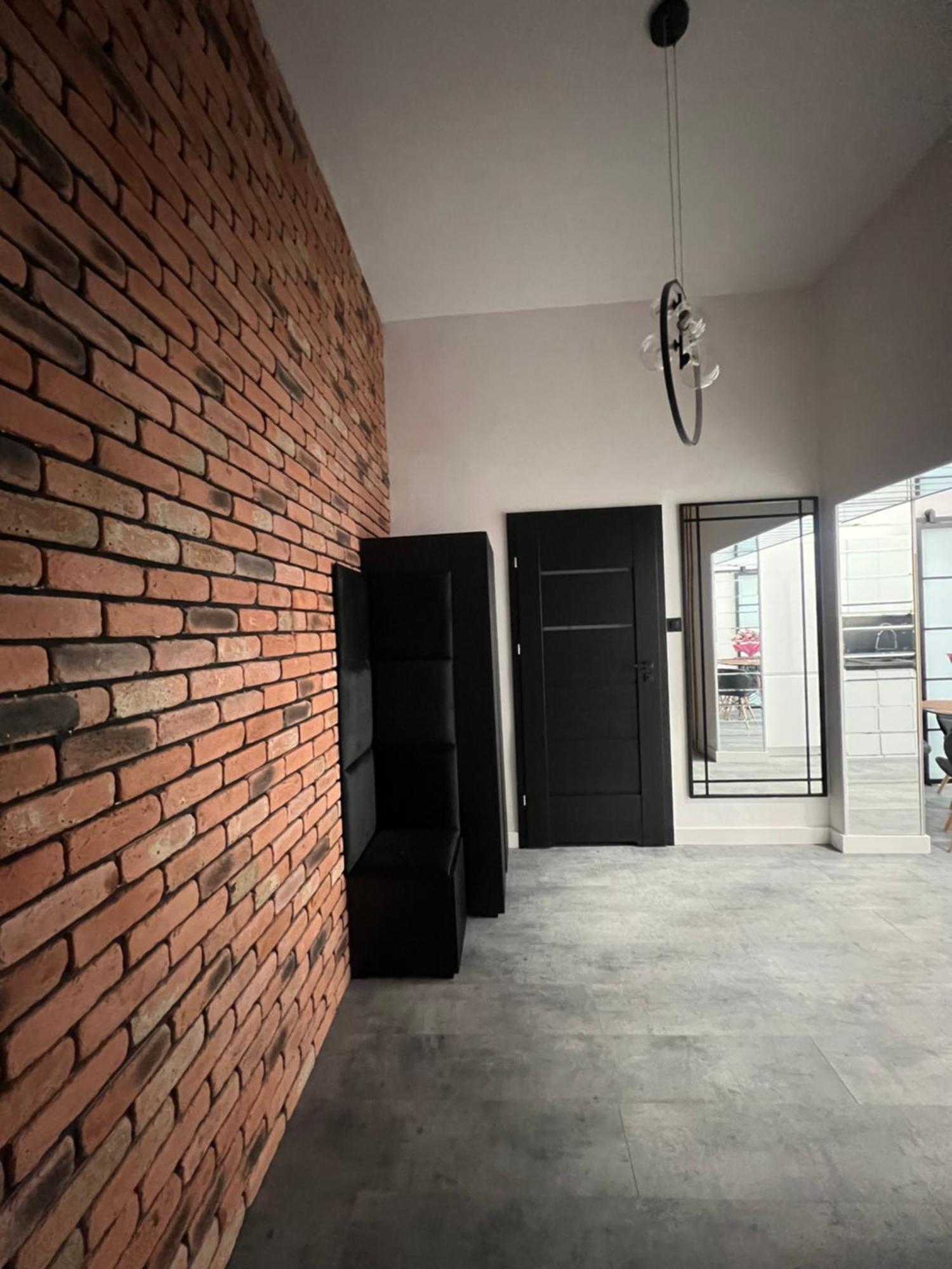 Loft W Centrum Z Jacuzzi Wroclaw Luaran gambar